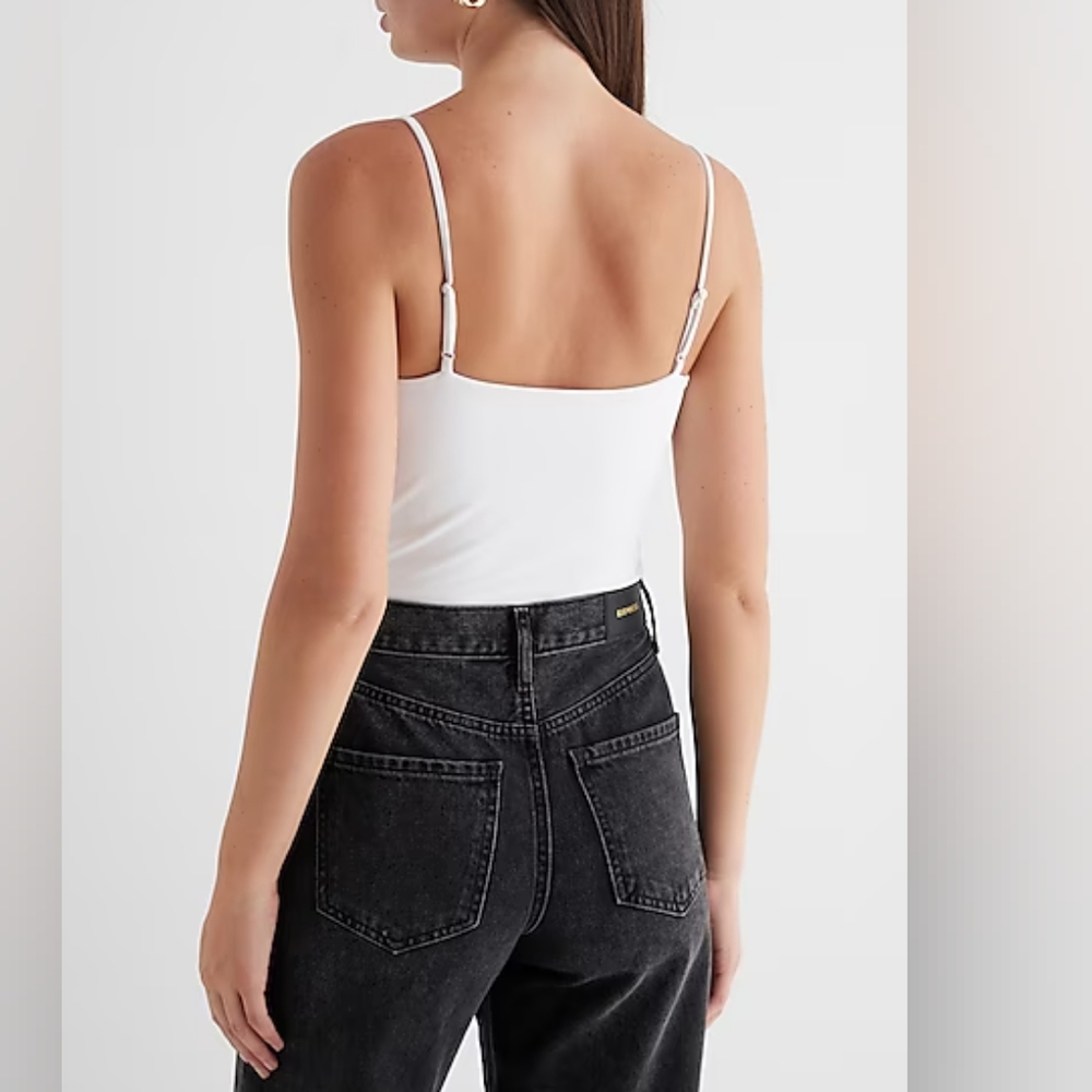 EXPRESS: Body Contour Sweetheart Neckline Bodysuit - Picture 2 of 5